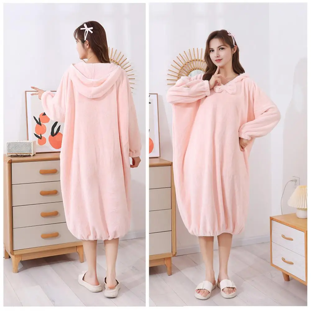 Coral Velvet Bathrobe Soft Hooded Robe Women’s Hooded Bathrobe Pullover with Elastic Cuffs Loose Fit Warm for Autumn