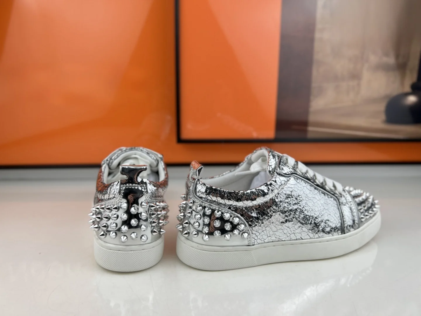 Men's Low Top Silver Cracked Leather Sneakers Lace Up Rivet Cap Toe Heels Loafers Red Bottom Casual Walking Boat Shoes SIZE 47