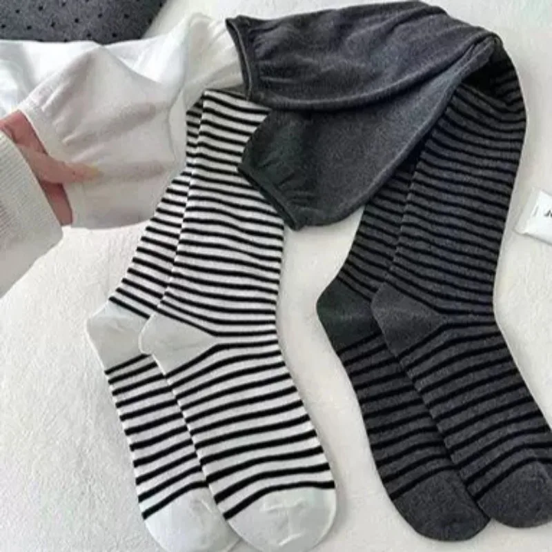 Y2K Retro Striped Spliced Mid Calf Socks Stockings Thin Lightweight Socks Soft Elastic Calf Length Hosiery Fashion Women Socks
