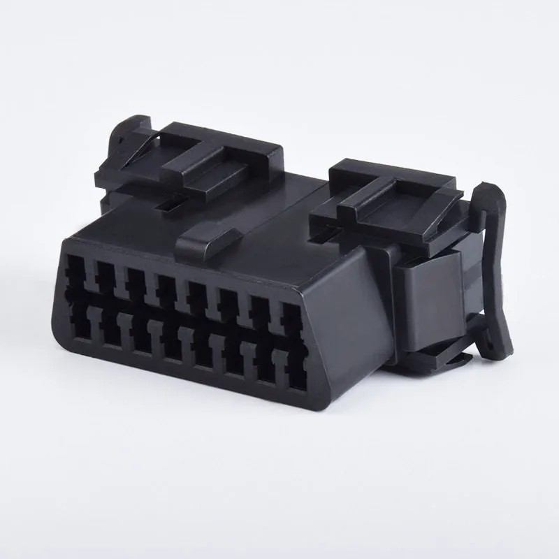 1pcs Car OBD2 16-pins Main Joint Connector 16pin Diagnostic Plug for Kia for Mazda and Other Models Car Electronics