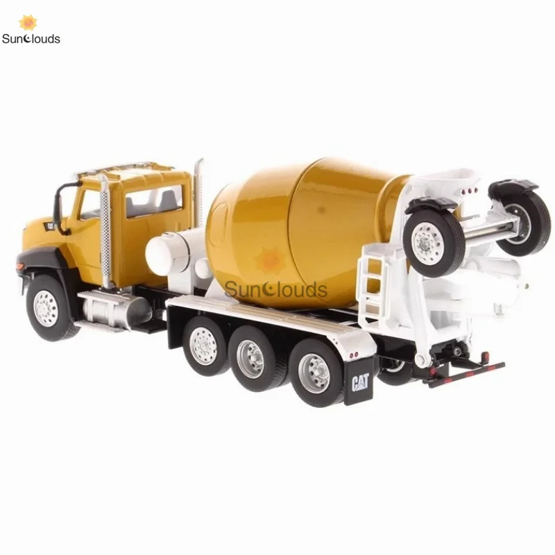 For Caterpillar concrete mixer  CAT CT660 Concrete Mixer 1:64 engineering truck DM model 85632 Die Cast Model Toy Car & Collect