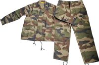 Jungle Combat Trench Coat With Tear Resistant Checkered Cloth To Repel Mosquitoes