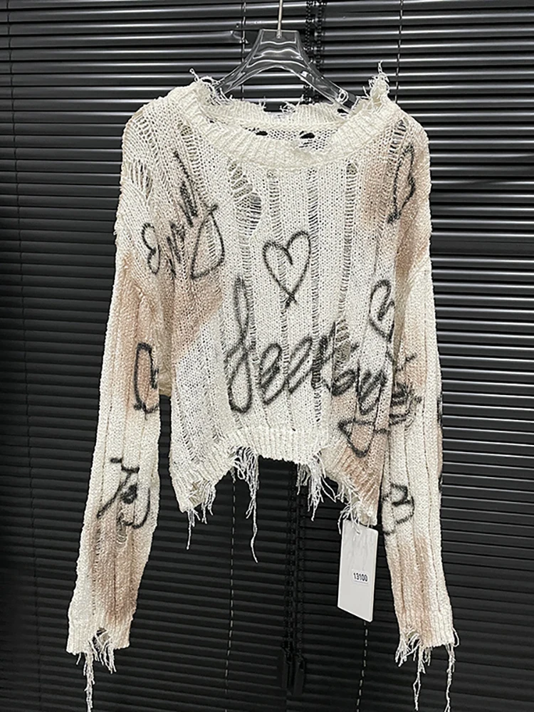 DEAT Women Sweater Knitted Broken Holes Letters Graffiti Long Sleeve O-neck Distressed Pullover 2024 Autumn New Fashion 29L8040