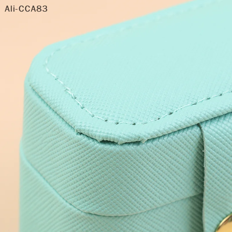 

(YY)1Pc Portable Small Jewelry Storage Bag Travel Simple Leather Ring Necklace Earrings Storage Box Organizer Display Gift Box