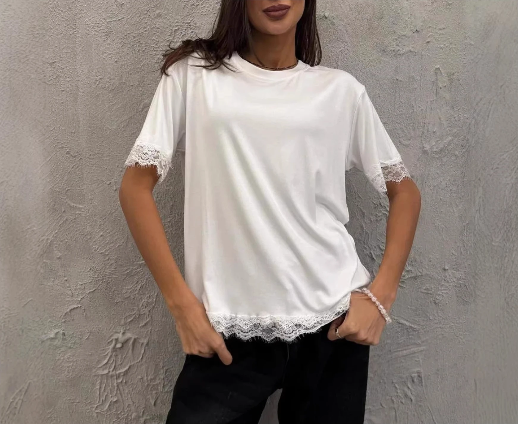 

Casual Pure Short-sleeved T-shirt Women's Summer Thin Lace Splicing Lace Temperament Super Short-sleeved Top