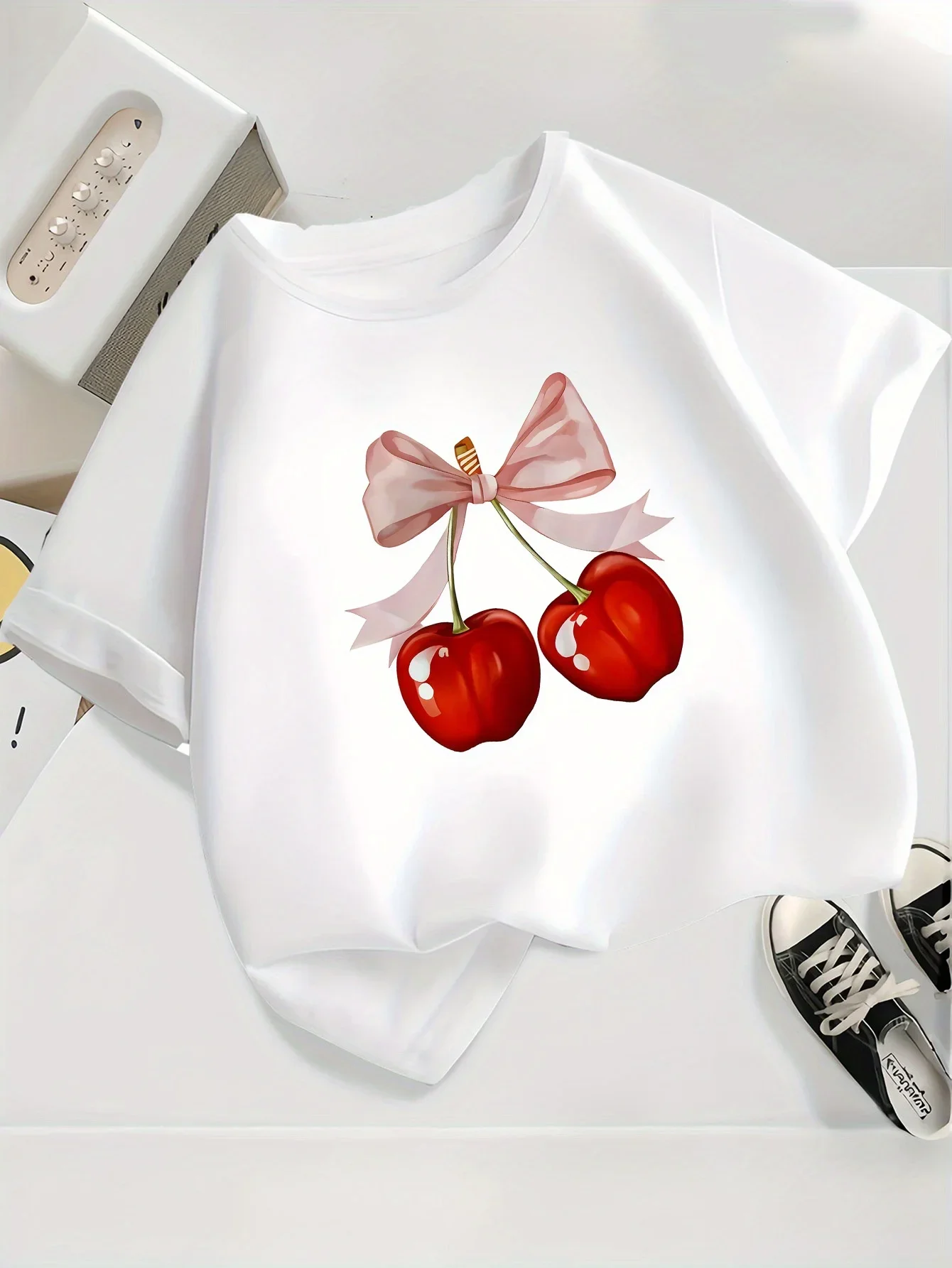

Summer children's casual short sleeved round neck fashionable and cute casual T-shirt with cherry pattern printed on it