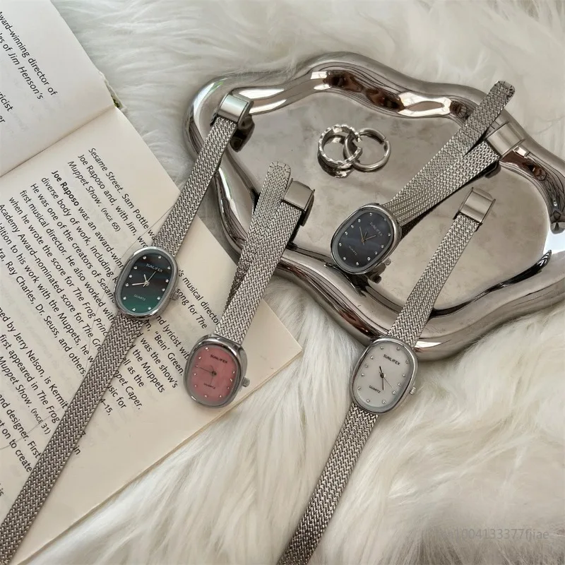 

Брендовые кварцевые часы для женщин, роскошный подарок, овальный циферблат, часы со стразами, регулируемый ремешок из нержавеющей стали, наручные часы оптом