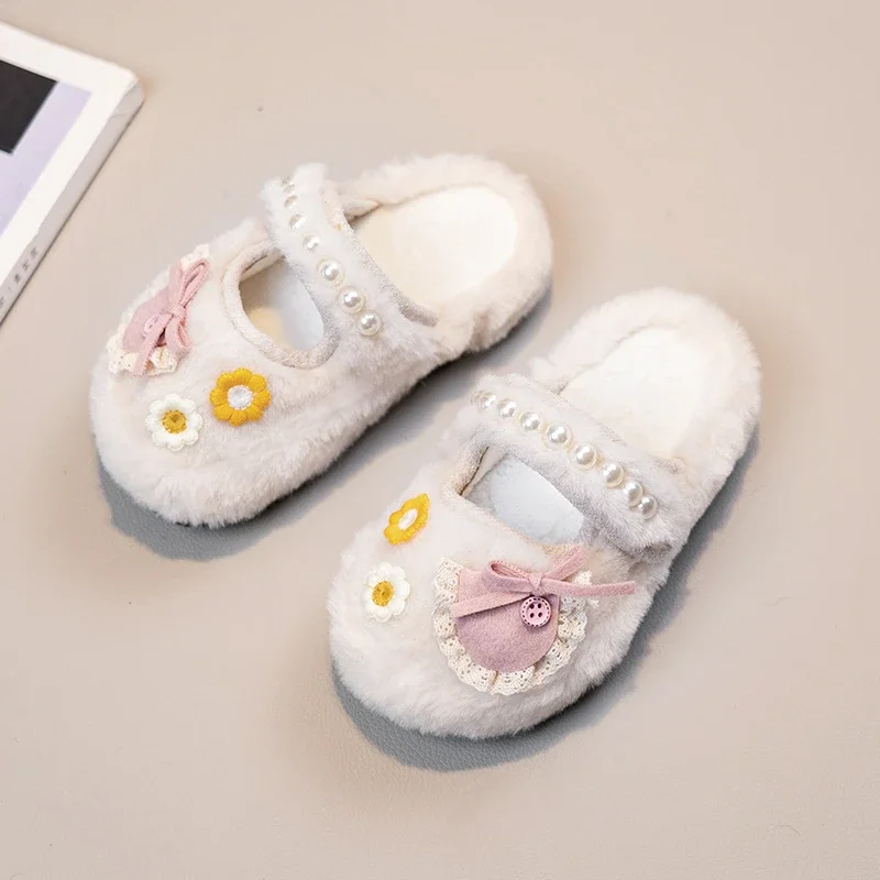 

Детская обувь принцессы, повседневные теплые тапочки для девочек с милыми цветами, новинка зимы 209, детские модные тапочки, удобные для спальни