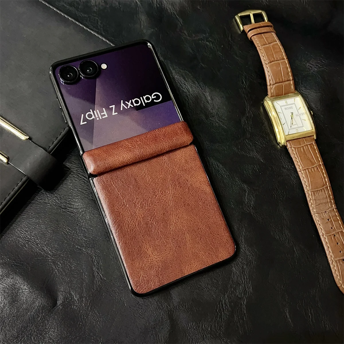 Luxuriöse Retro-Leder-Schutzhülle mit Scharnier für Samsung Galaxy Z Flip 7 FE 6 5 ZFlip7 Flip6 Flip5 – Schützende Rückabdeckung