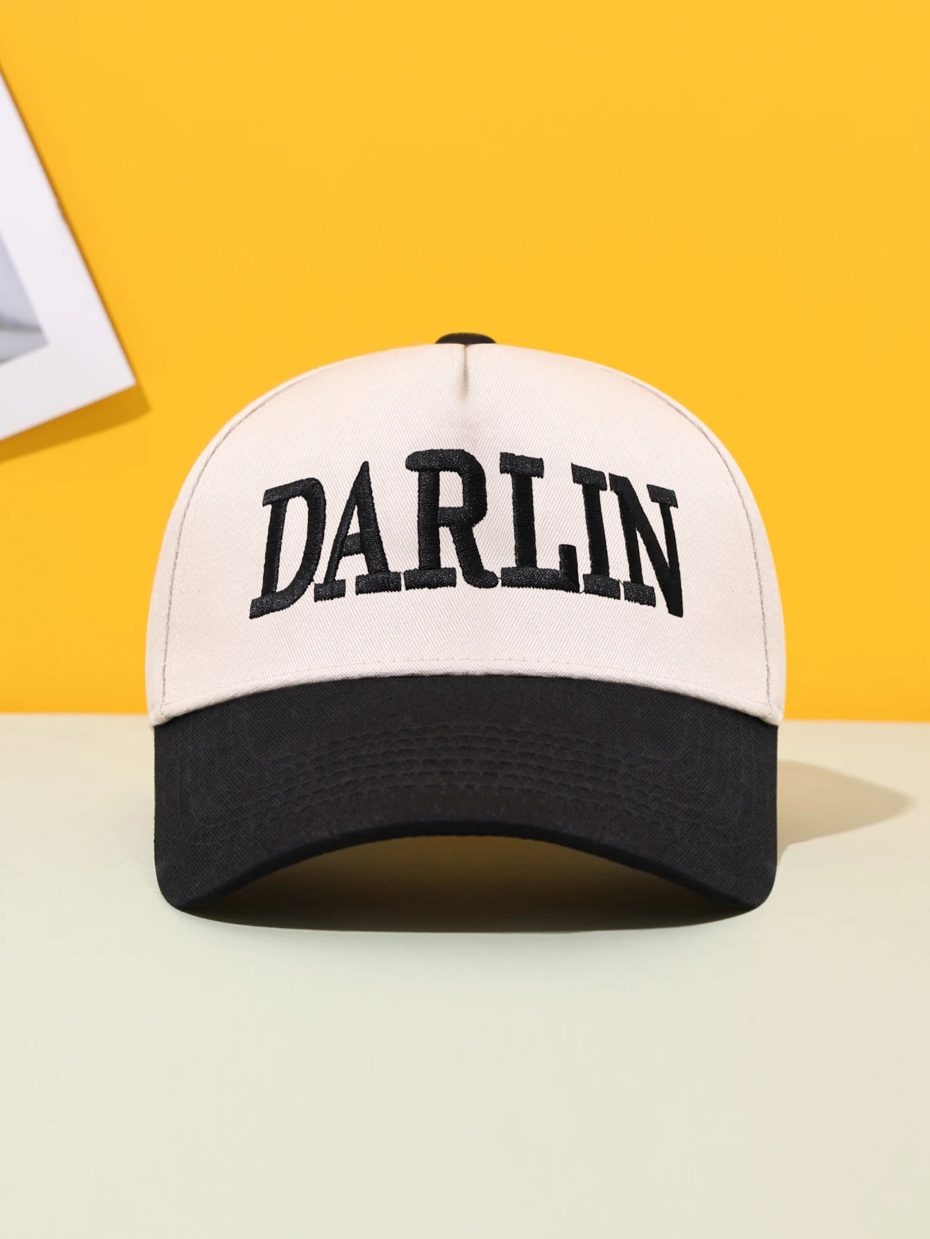 DARLIN Embroidered Color Blocked Baseball Cap Europe America New Retro Trucker Cap Casual Versatile Couple Curved Brimmed Ha