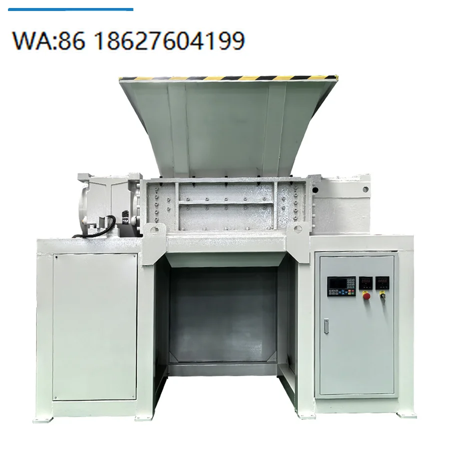 Conveyor Belt Equipped Industrial Shredder Wood Plastic PVC PMD Cardboard Mixed Waste Recycling Processing