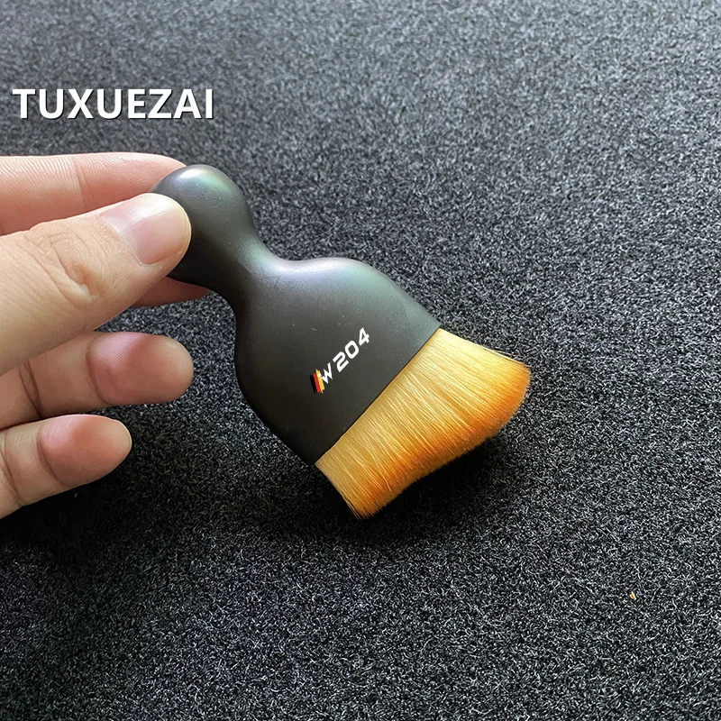 TUXUEZAIFor Mercedes Benz W204 Cleaning Brush Dust Removal Car Interior Dashboard Air Outlet Cleaning Tool Soft Brushes