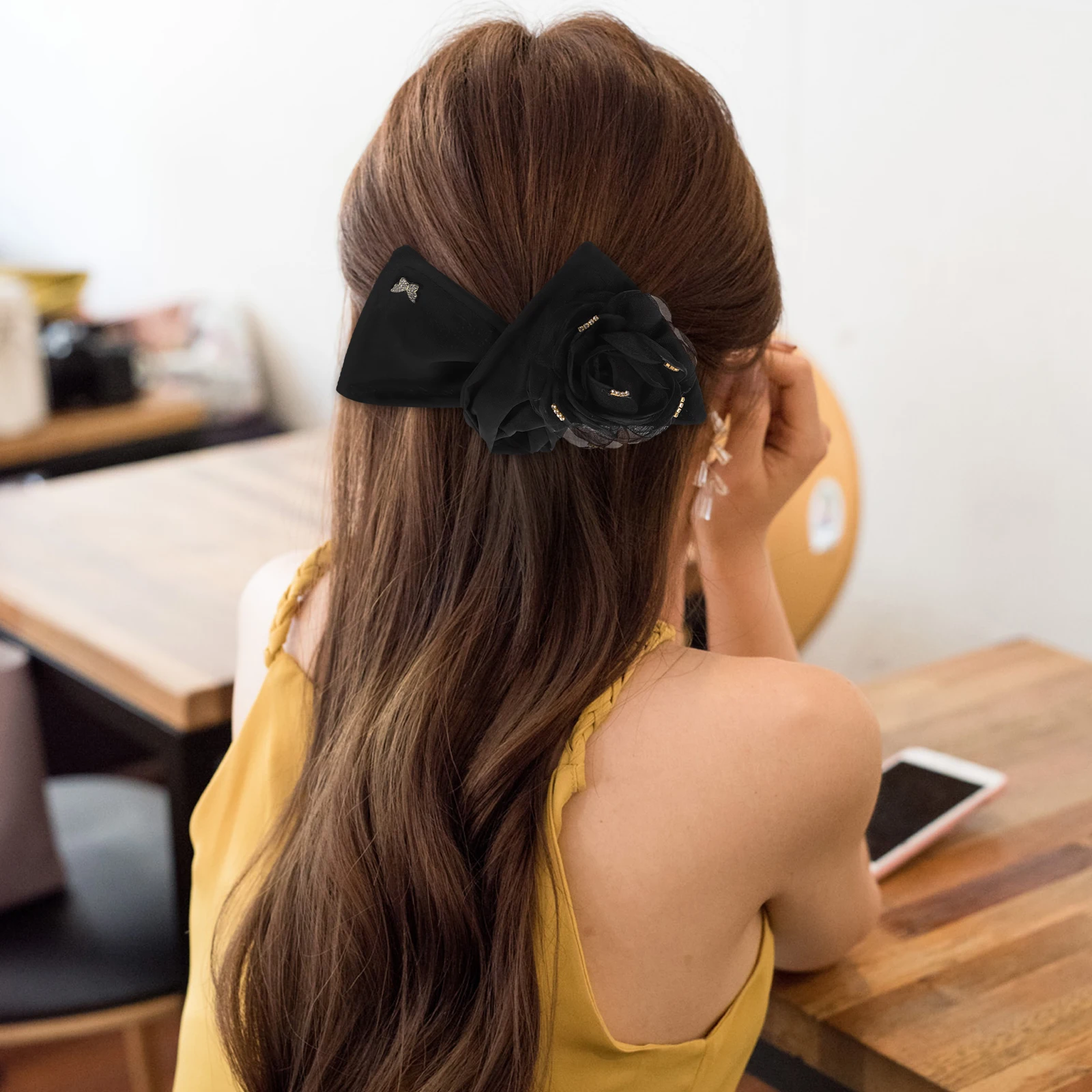 

Flower Hair Bun Donuts Maker Styling Tool Hairpin Accessories For Women Twisted Bun Shaper Curler Headband Hair Donut