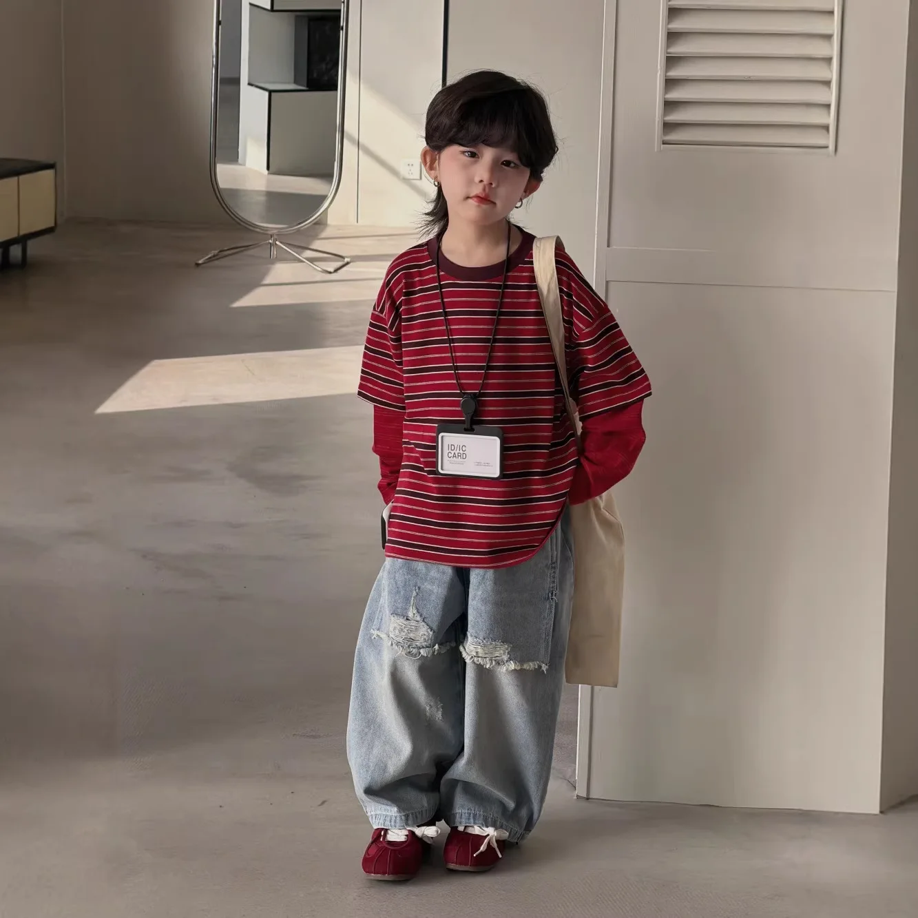 Children Clothing Boys Korean Style Pullover 2026 Spring Autumn New Boys Striped Casual T Shirt Fashion Loose Long Sleeved Top - view 4