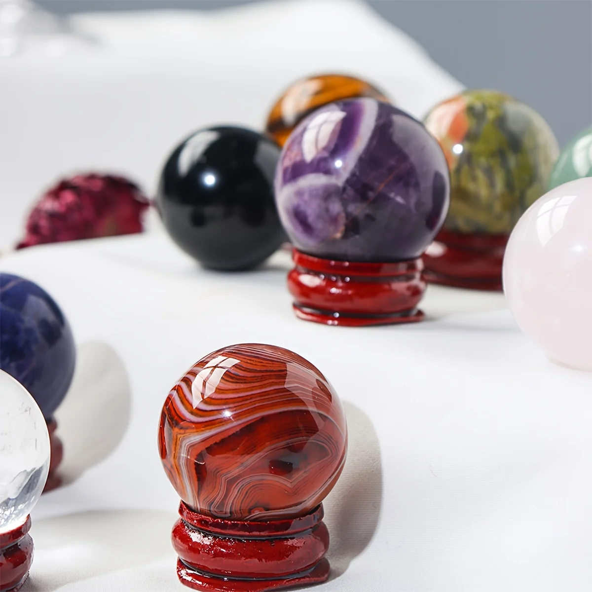 9pcs/Set Crystal Ball - Polished Crystal Palm Balls  Keepsake Unique Gift, Valentine's Day Gift Halloween and Christmas Gift