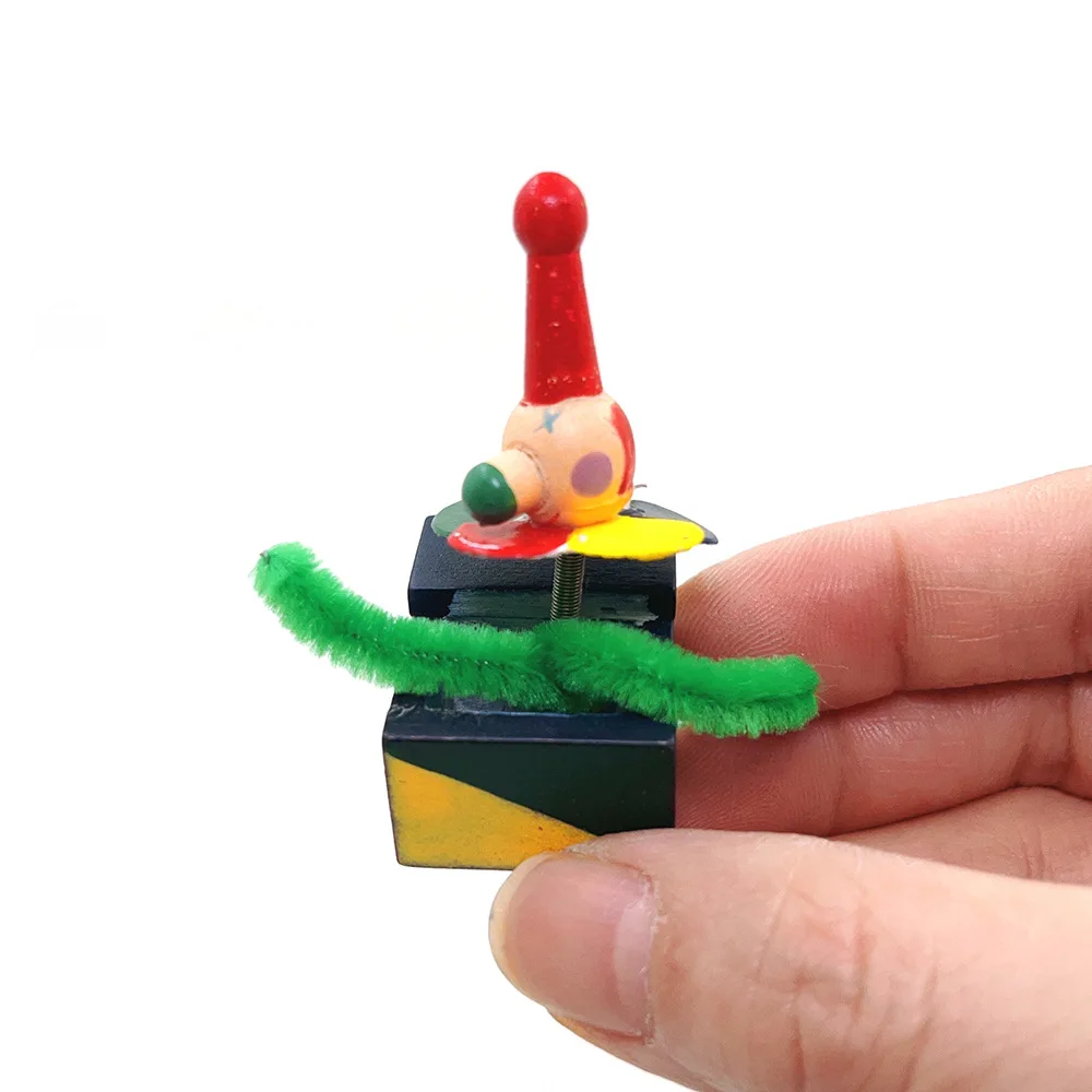 

4picecs 1:12 Scale Dollhouse Miniature Christmas Clown Toy - Kids Room Decoration Figurine Scene Prop for Dollhouse Accessories