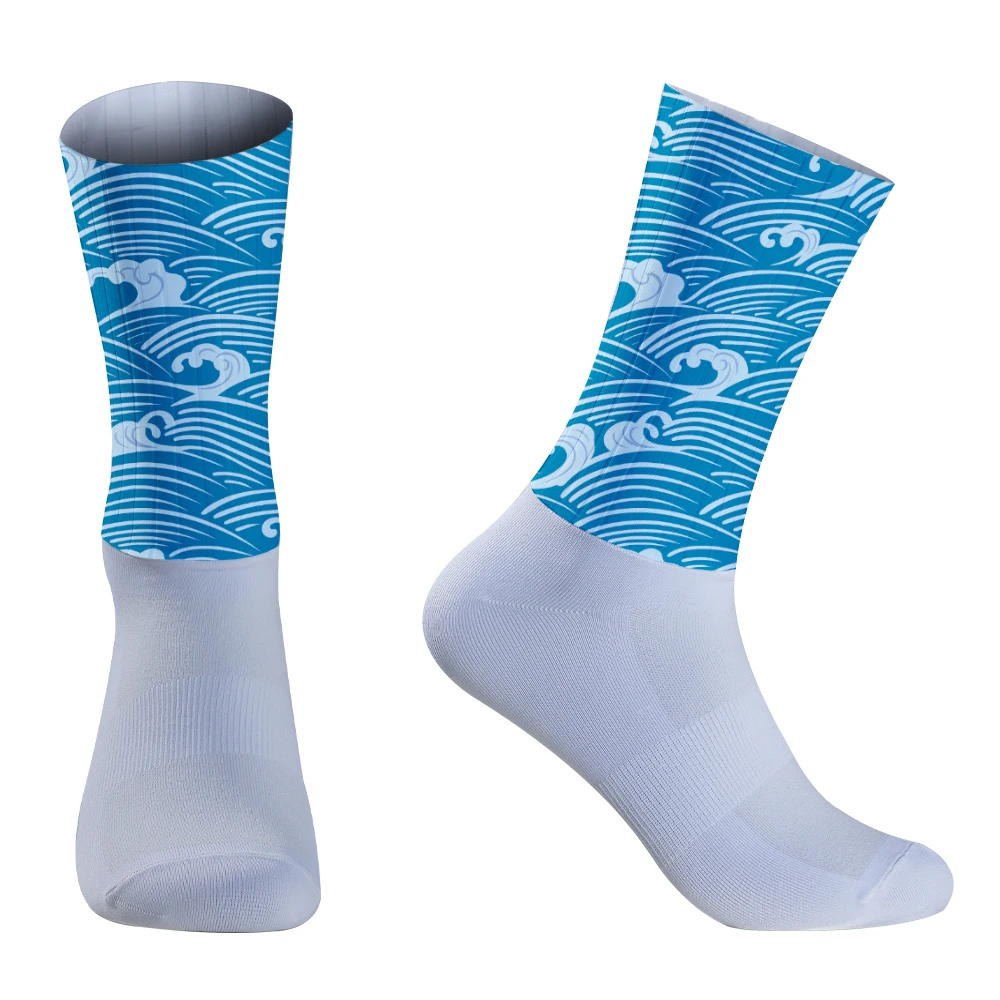 2024 New Summer Bike Team Cycling Socks Men Women Seamless Silica Gel  Non-slip Sports Socks Breathable Bicycle Socks