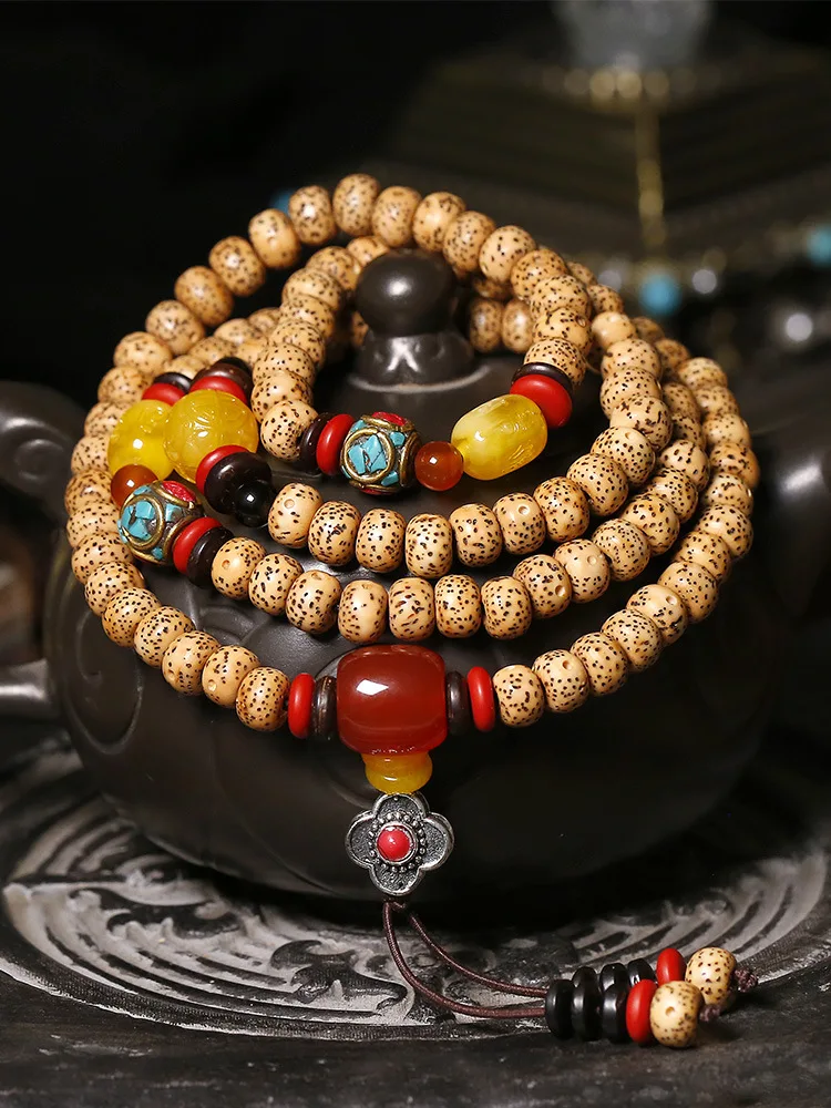 Star Moon 108 beads, made from aged Bodhi seeds, suitable for wearing as a necklace or bracelet during the first