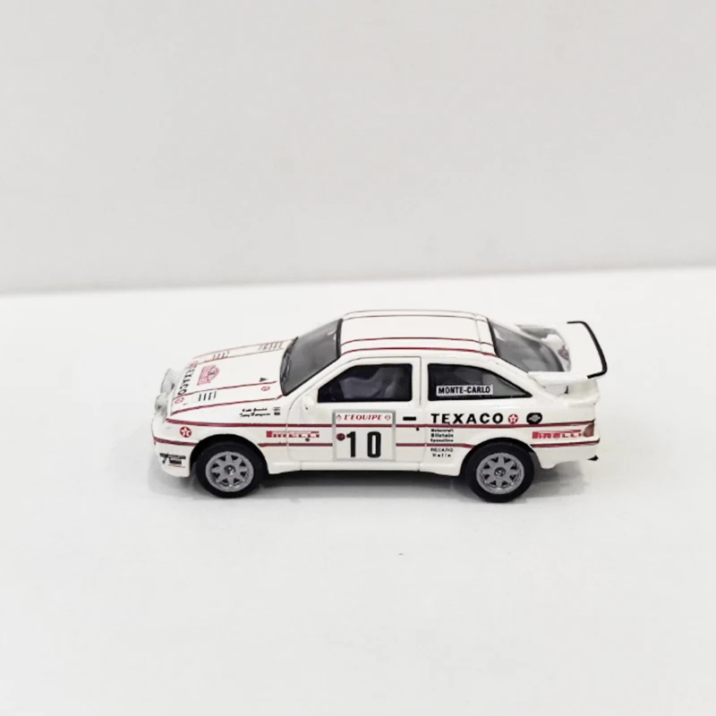 

BREKINA HO 1/87 Sierra RS Cosworth # 10, пластиковая имитационная модель автомобиля, статическая коллекция, украшенные праздничными игрушками, сувенирный подарок