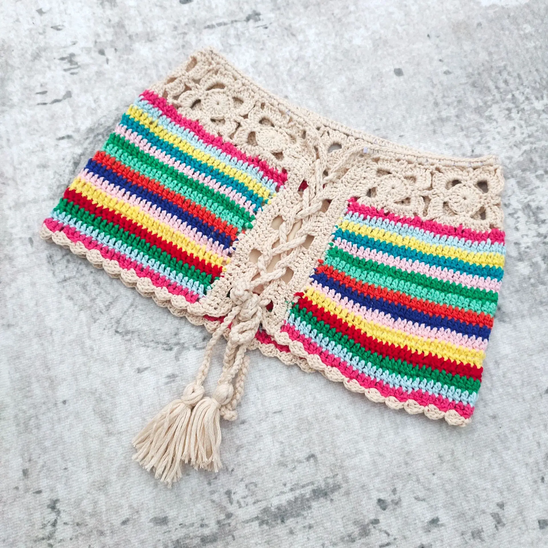 Best-selling Handmade Crochet in Europe and America Bohemian Beach Bikini Front and Rear Color Matching Swimsuit Top