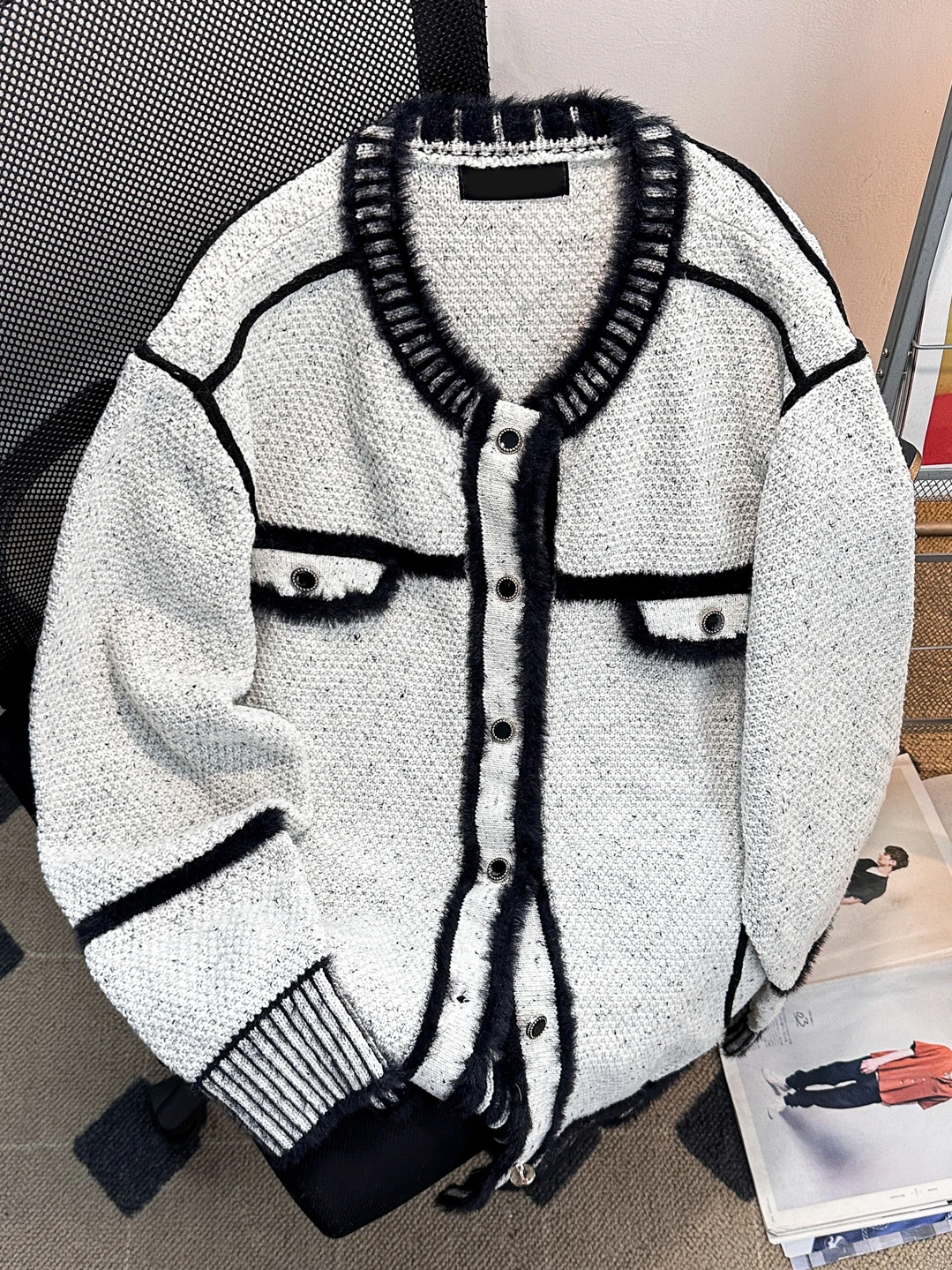 

Мужской кардиган Cleanfit Loose Color Blo из трикотажа, осенне-зимний, повседневный, свободного кроя, средней плотности, с длинными рукавами, круглым вырезом...