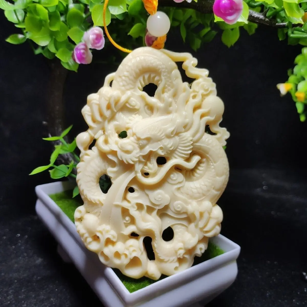 Explosions Ivory Fruit Carving Double-sided Hollow Dragon Brand Ethnic Style Car Hanging Pendant for Men and Women Ornaments