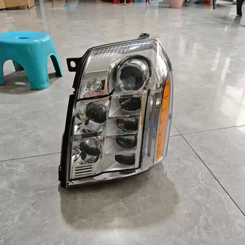 

Обычные заводские фары, обновленные высококачественные светодиодные фары нового дизайна для Cadillac Escalade 2007