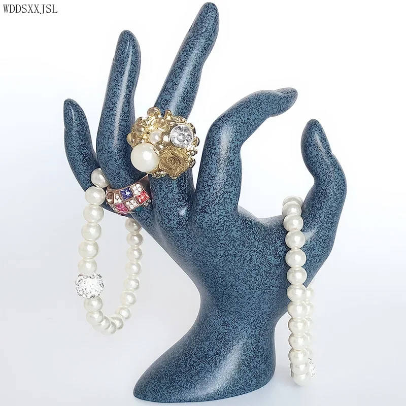 Resin ornaments Creative Hand Shaped Jewelry Stand Vertical Home Dresser Ring Bracelet Storage Rack Home Jewelry Display Props