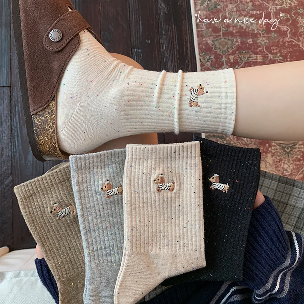 Solid Color Dog Embroidery Women Mid Tube Socks Seasonal Universal Point Yarn Ins Style Women Versatile Fashion Mid Tube Socks.