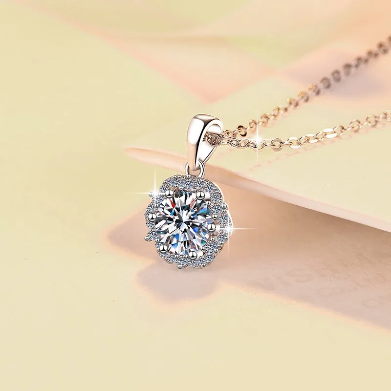 

ZFSILVER Fashion Trendy Classic s925 Silver Moissanite Sunflower Necklace For Charms Women Accessories Party Jewelry Gift HK0137