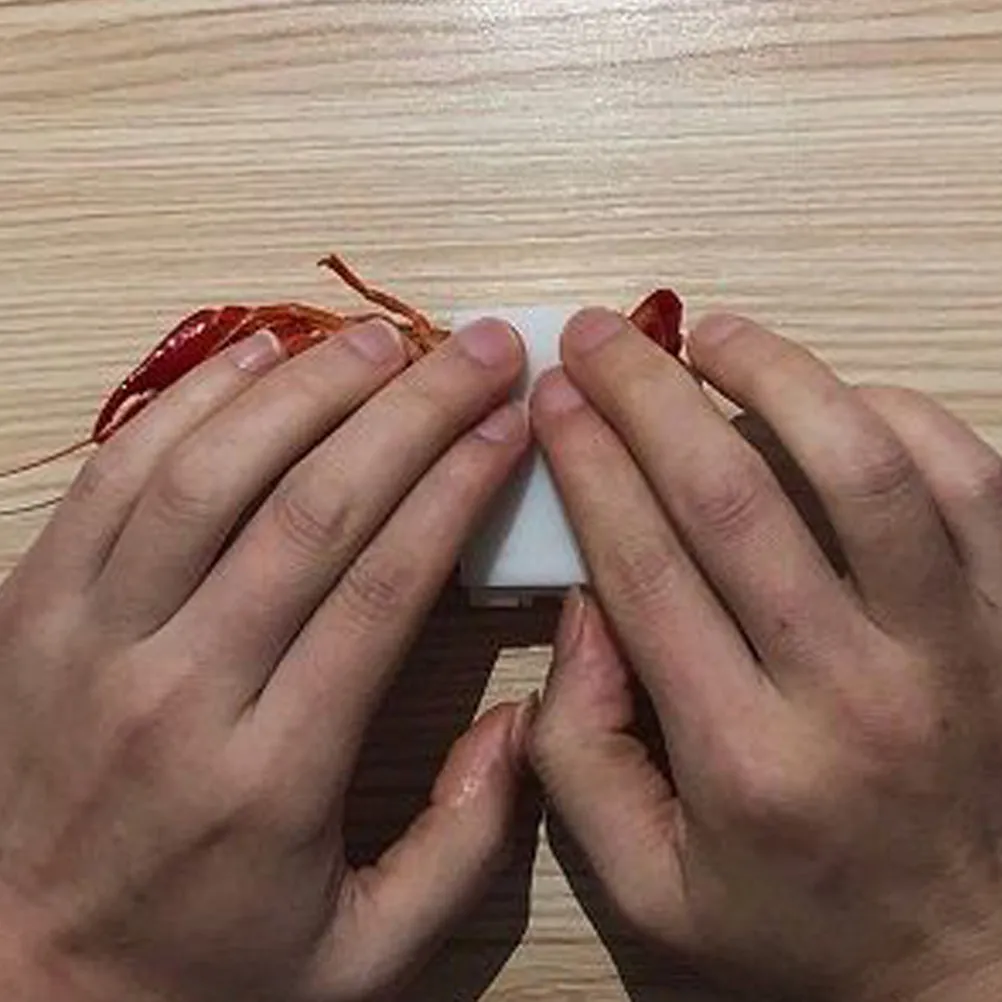4Pcs Shrimp Deveiner Tool Reusable Plastic Shrimp Peeler Ergonomic Handle Compact Lightweight Kitchen Gadget for Home Restaurant