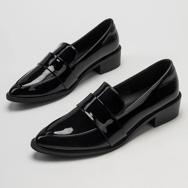 

Black Patent Leather Designer Pumps Women Sexy Pointed Toe Comfort Low Heeled Loafers Lightweight Non-Slip Outdoor Walking Shoes