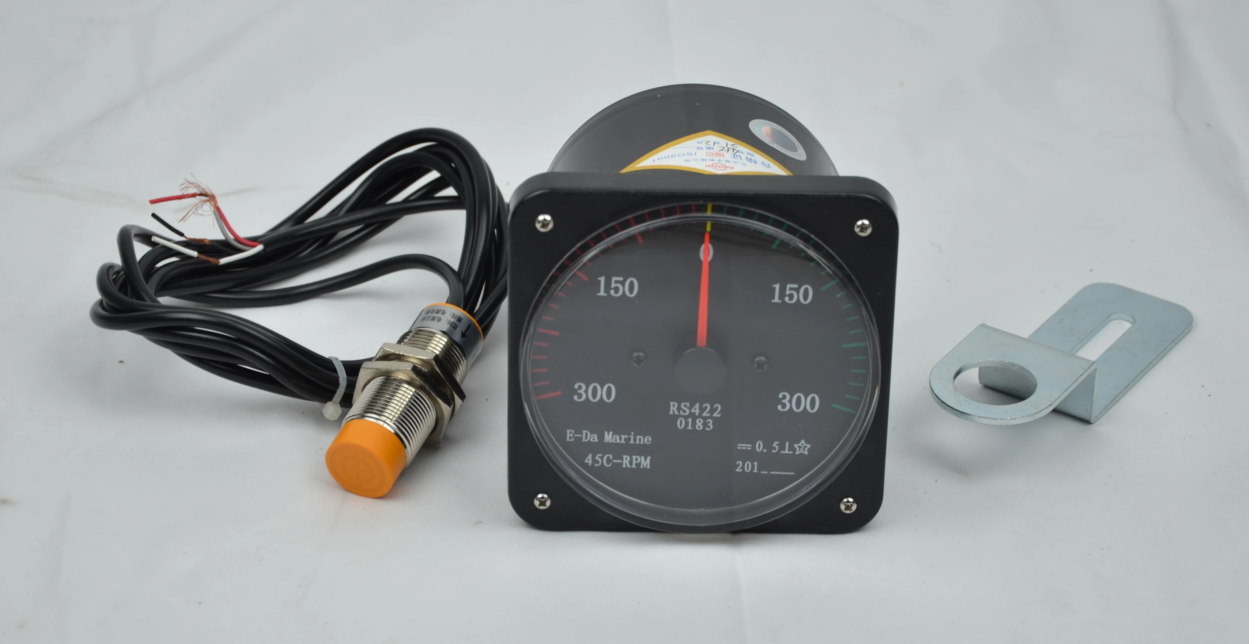 نظام مقياس سرعة الدوران بعمود صارخ بحري 45C من Matsutec للسفينة