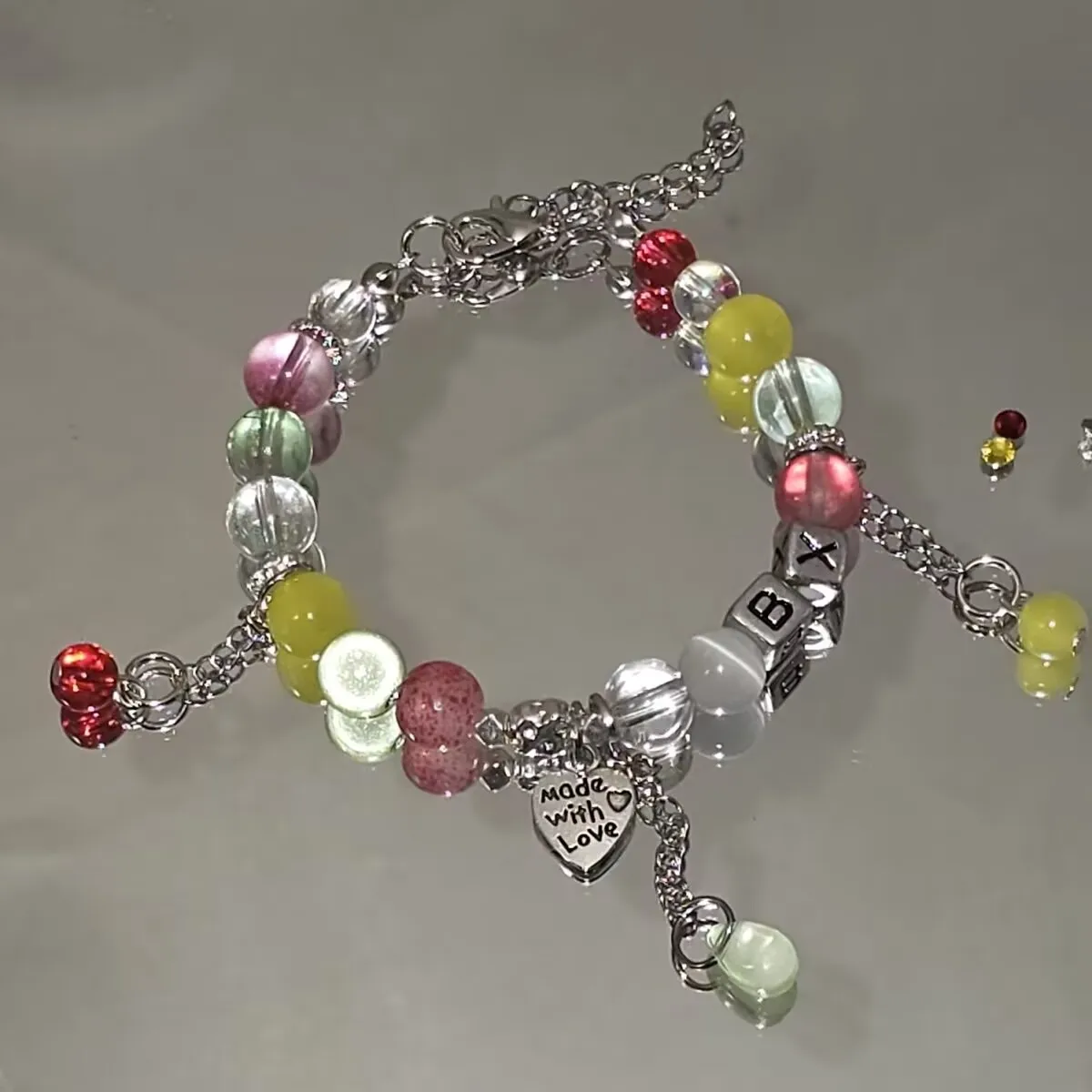 Цветной браслет Wang Yibo Xiao Zhan Bo Jun Yi Xiao, браслет из красного, зеленого и желтого бисера, нишевый браслет