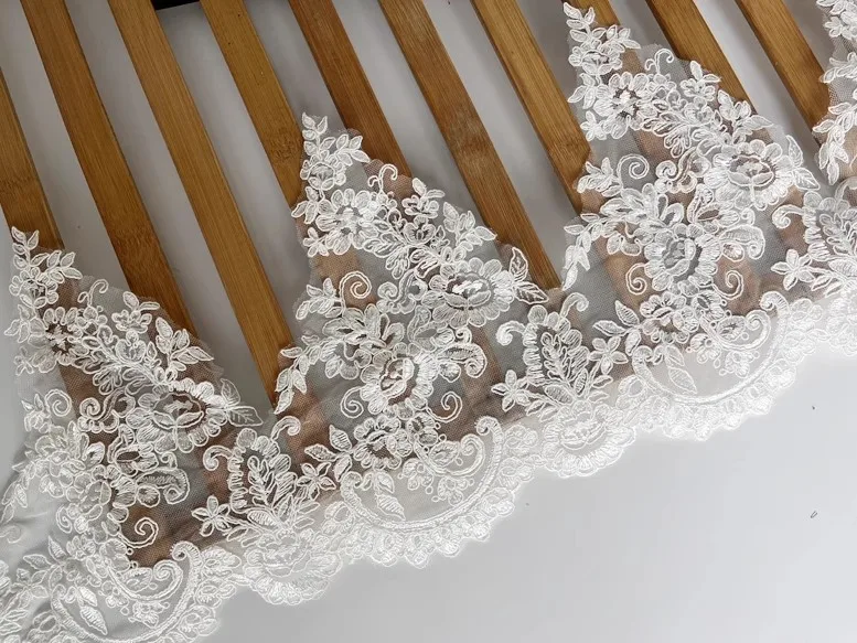 

5yard White car bone nail bead embroidery lace trim Clothing, skirts, curtains, DIY accessories lace for sewing clothes