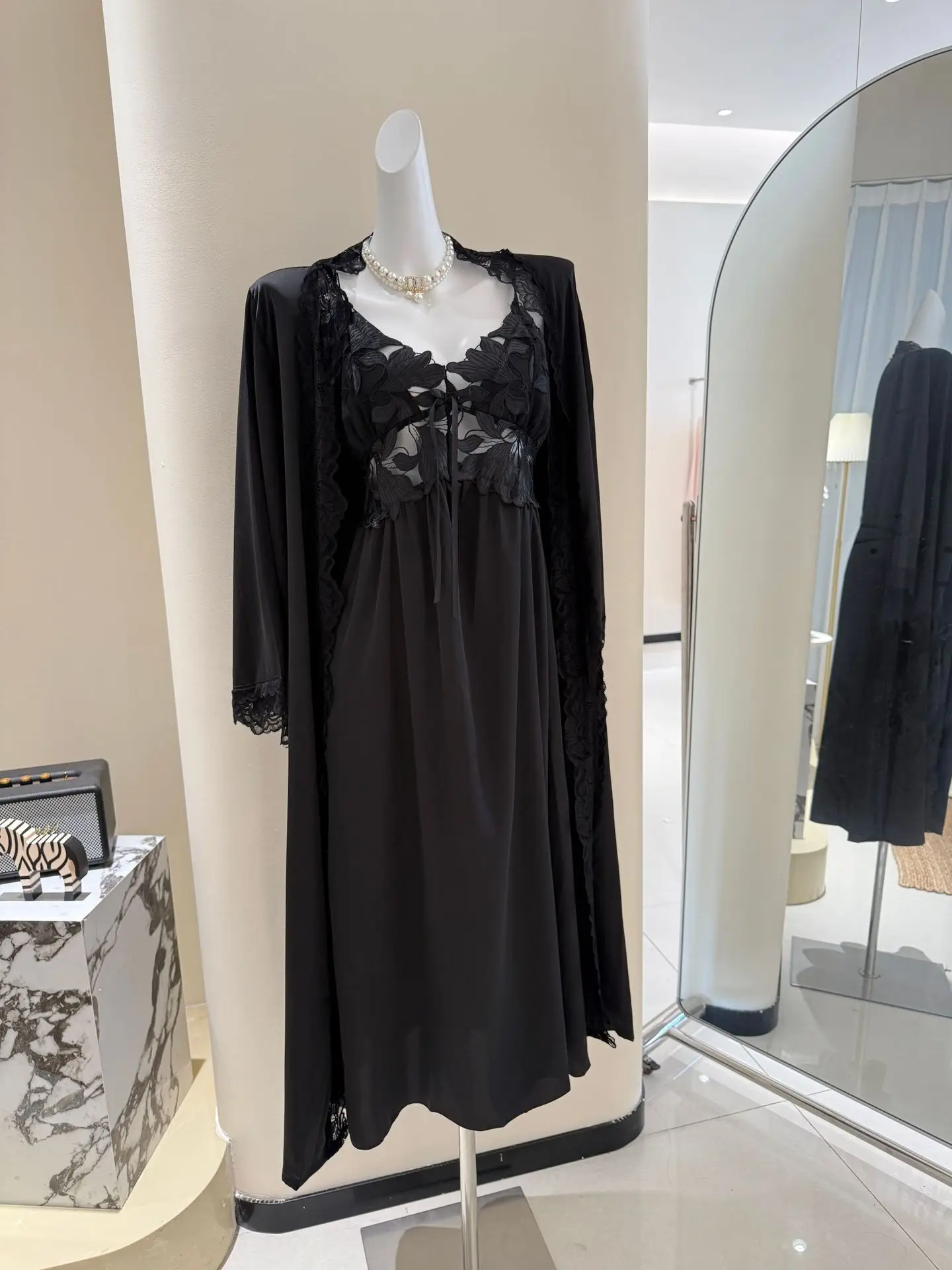 우아한 섹시한 레이스 긴 가운 잠옷 세트 여름 새틴 기모노 목욕 가운 가운 Nightwear 프랑스 스타일 잠옷 Loungewear