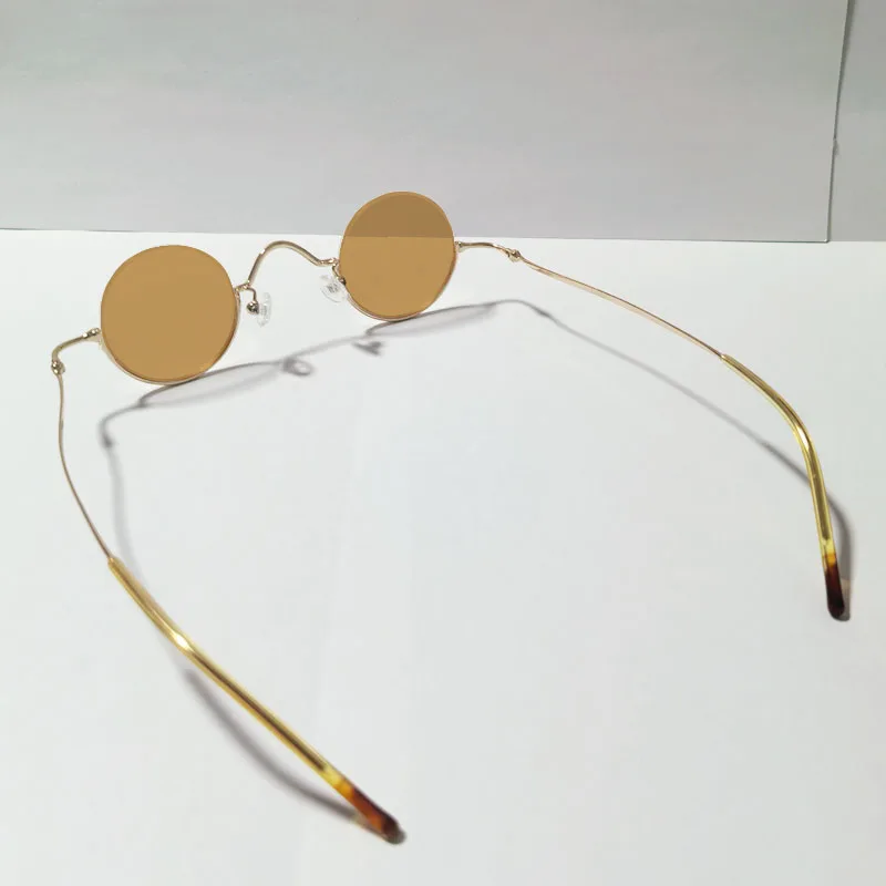 نظارات شمسية مستقطبة صغيرة دائرية نصف إطار UV400 مع عدسات ملونة مناسبة للرجال والنساء من الزجاج القديم