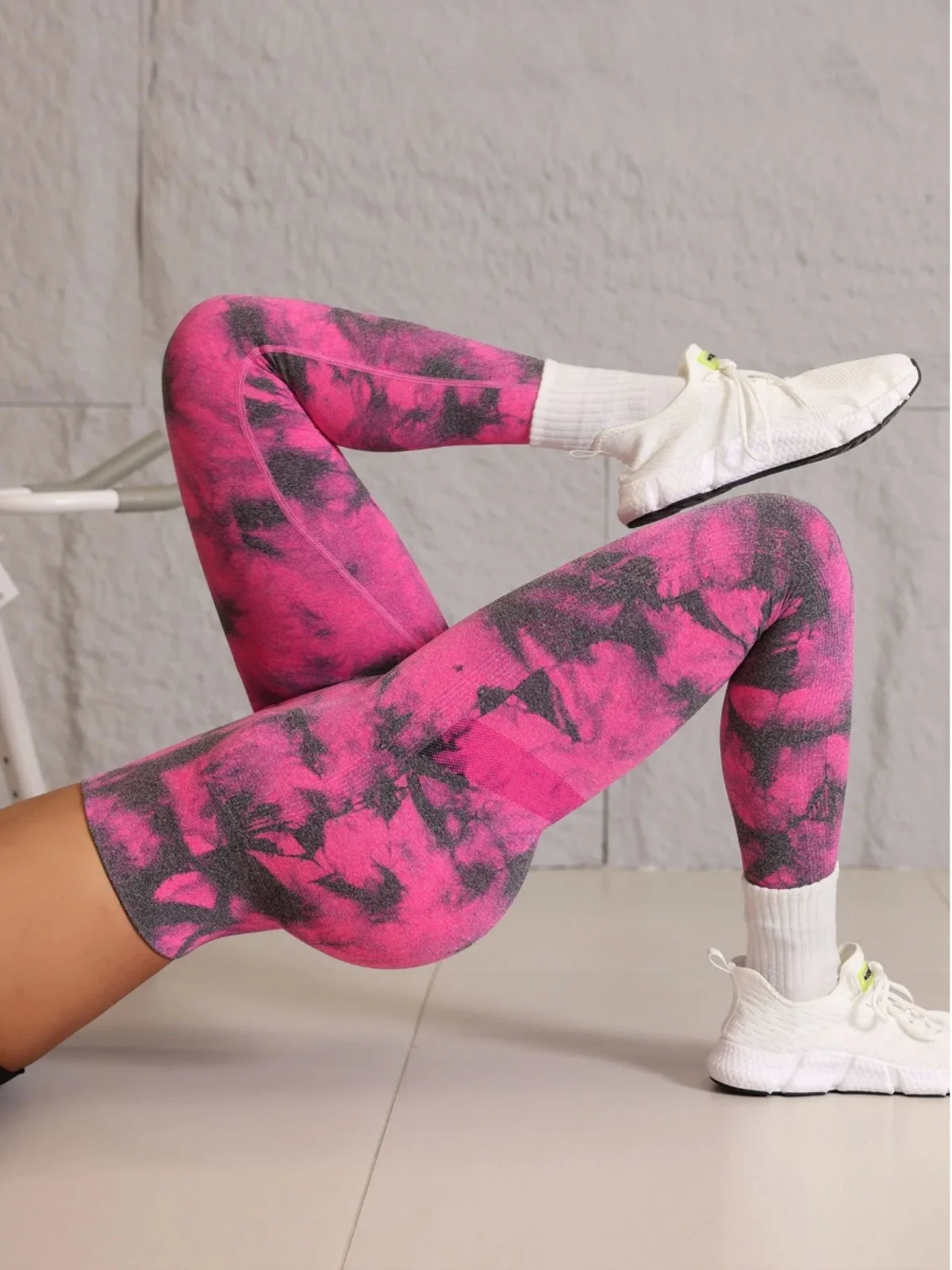 Women's Seamless Tie Dye Yoga Pants Leggings Street Style Natural Waist Elastic Fabric Tight Fit Casual Pants