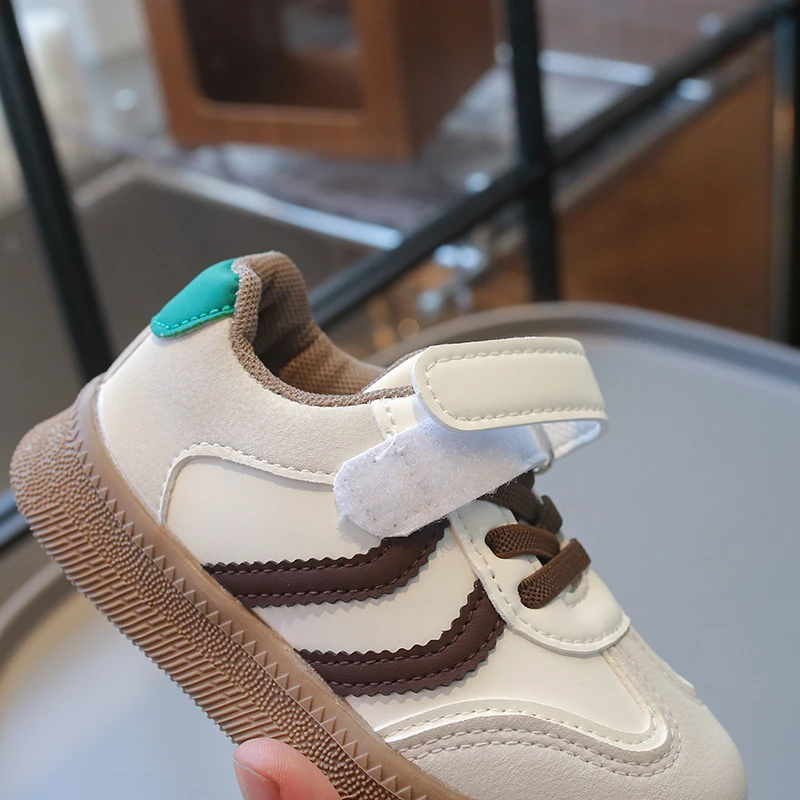 Children\'s Training Shoes 2024 Spring and Autumn Boys Small White Shoes Casual Board Kid\'s Trend Soft Sole Sports Shoes