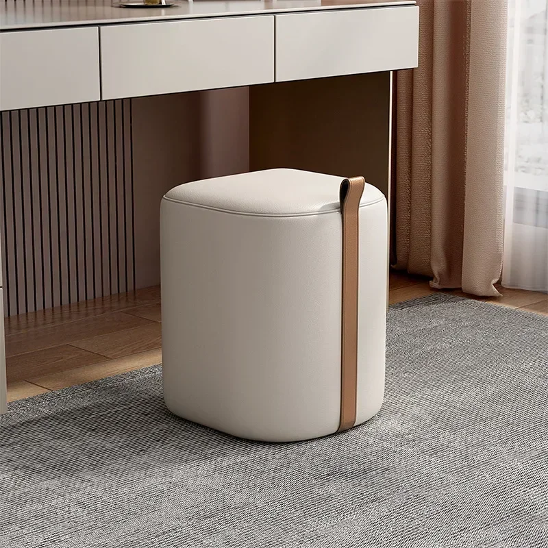 Simple modern bedroom makeup stool Nordic dresser stool light luxury minimalist dressing stool low stool  seat pier