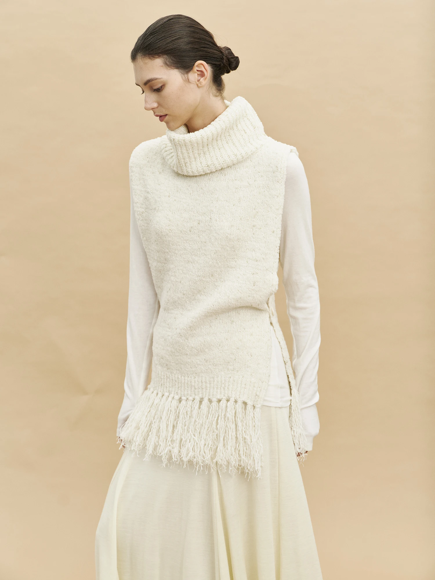 

CHANGI Wool Texture High Collar Knitted Sweater with Fringe Autumn Winter Outerwear Vest Loose Fit Mid-Length Pure Color