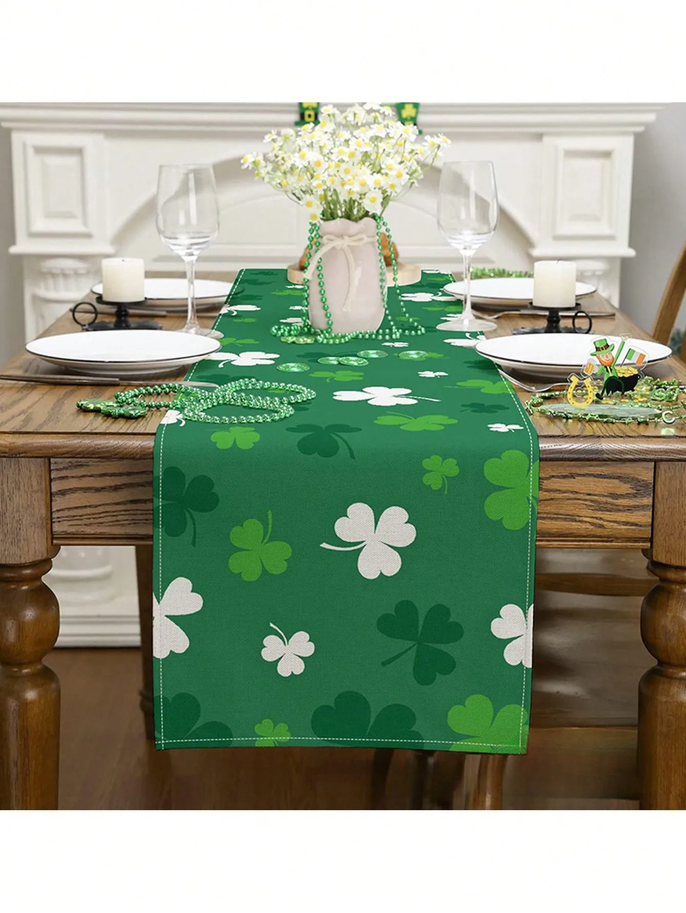 1PC Clover Table Flag Table Cloth 72 Inch Table Decoration Saudi National Day, Sacraments, Dining Table Decoration for Festival