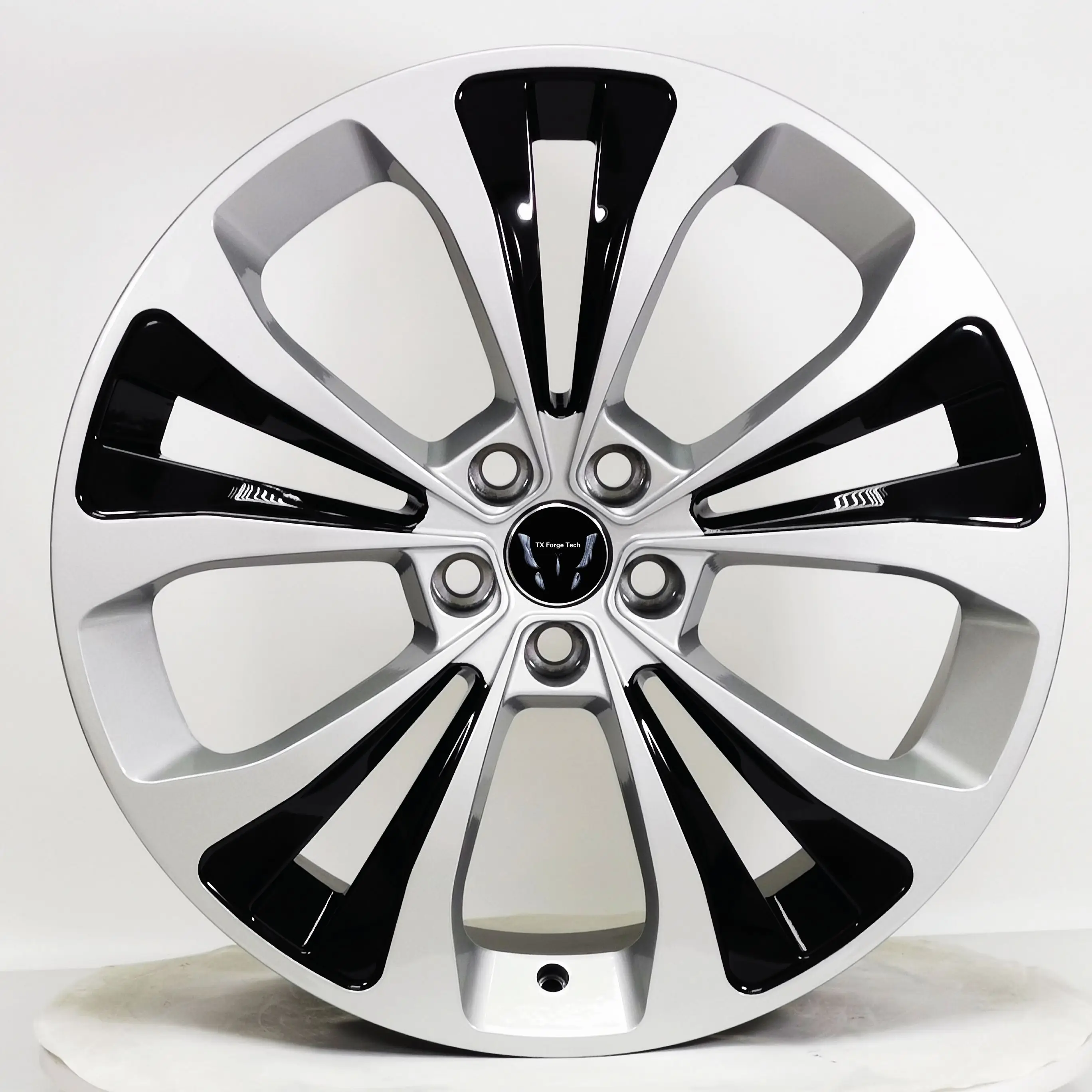 

Заводские кованые колеса 17-19 дюймов, прочные и легкие высокопроизводительные модифицированные алюминиевые кованые колеса