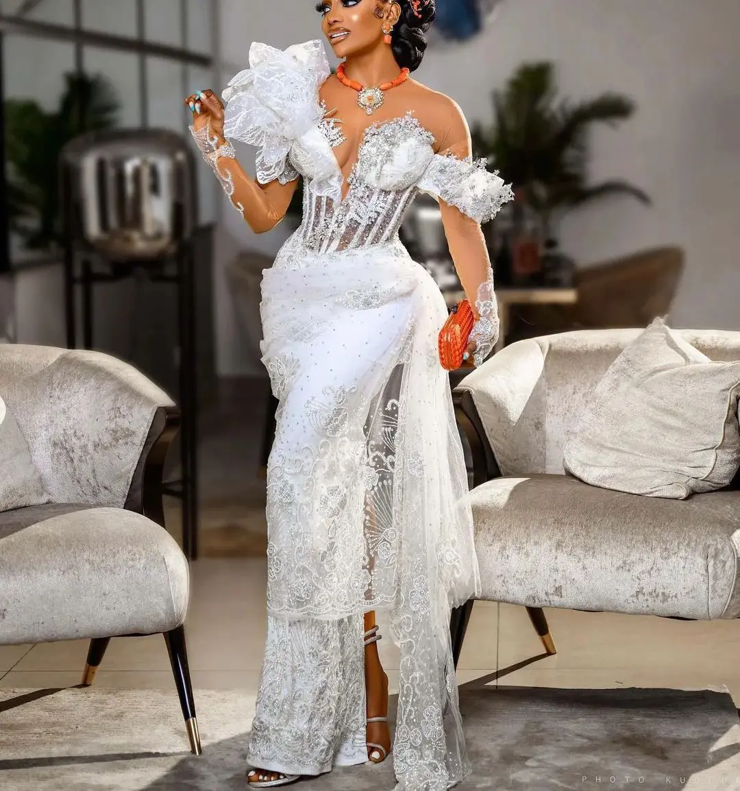 

Exquisite Mermaid Wedding Dresses Long Sleeves V Neck Sequins 3D Lace Off Shoulder Appliques Slit Beads Diamonds Bridal Gowns