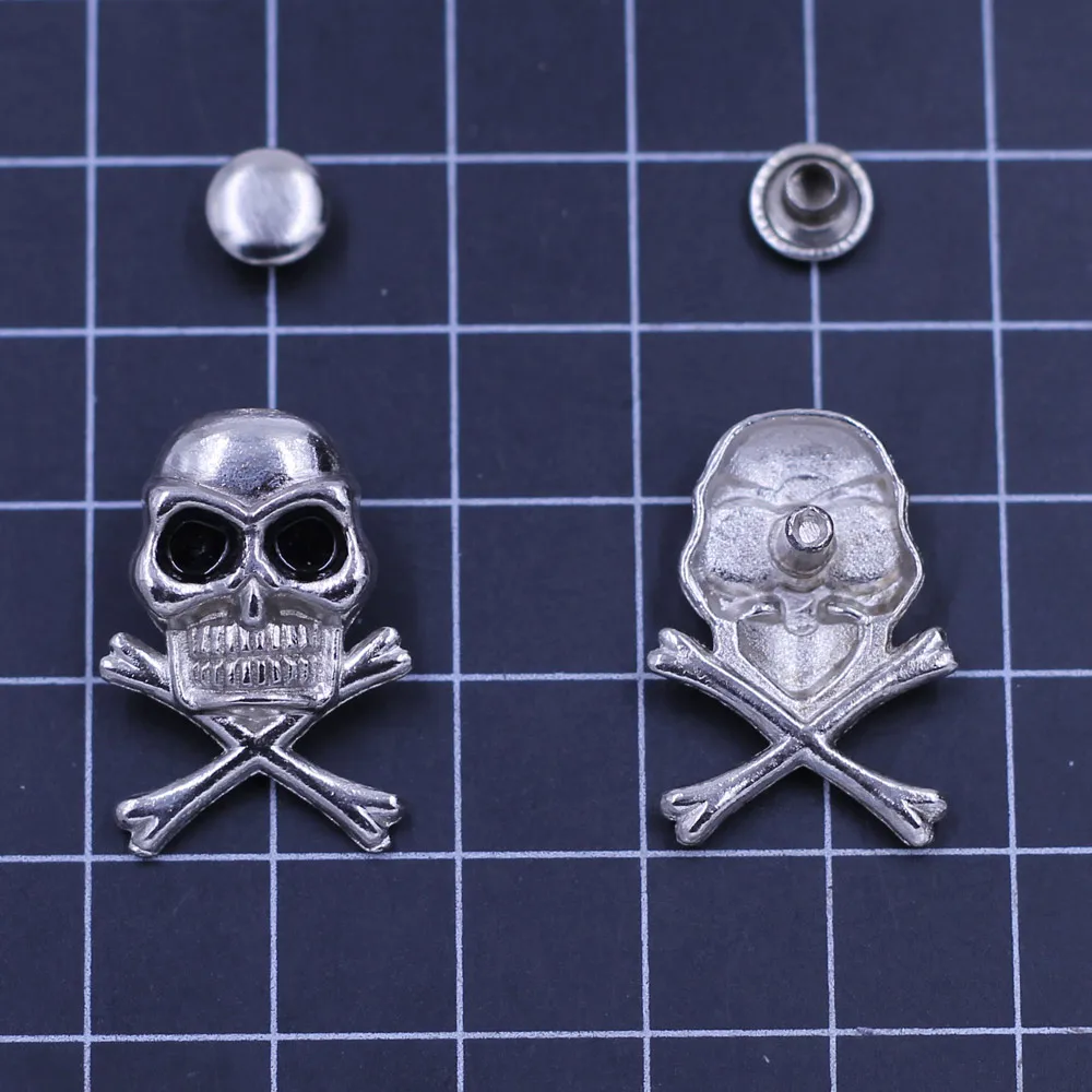 Antique Silver Tone Punk Skull Crossbone Spike Garment Rivets Studs Spots Sewing Bags Shoes Wholesale 24x17mm 7mm