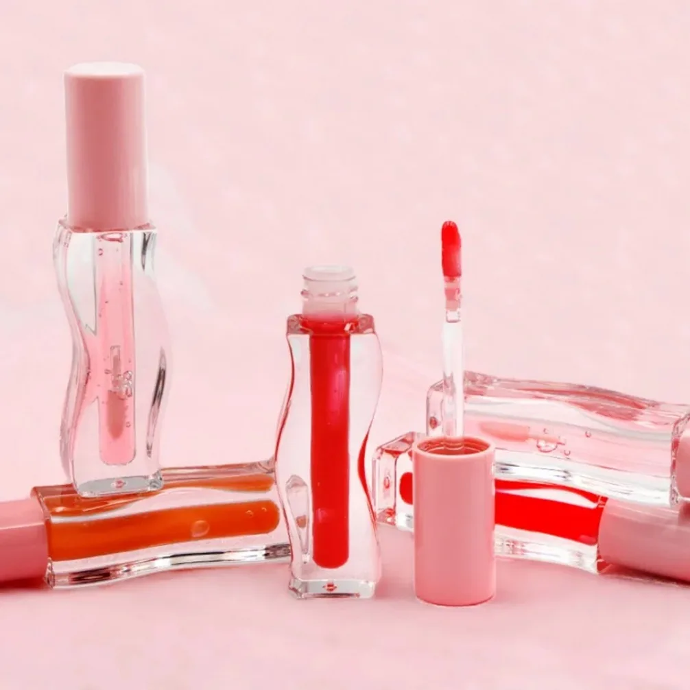 Vegan Fruit Flavor Plumping Lip Oil Custom Logo Private Label Makeup Wholesale Wavy Design Nourishing Lipcare