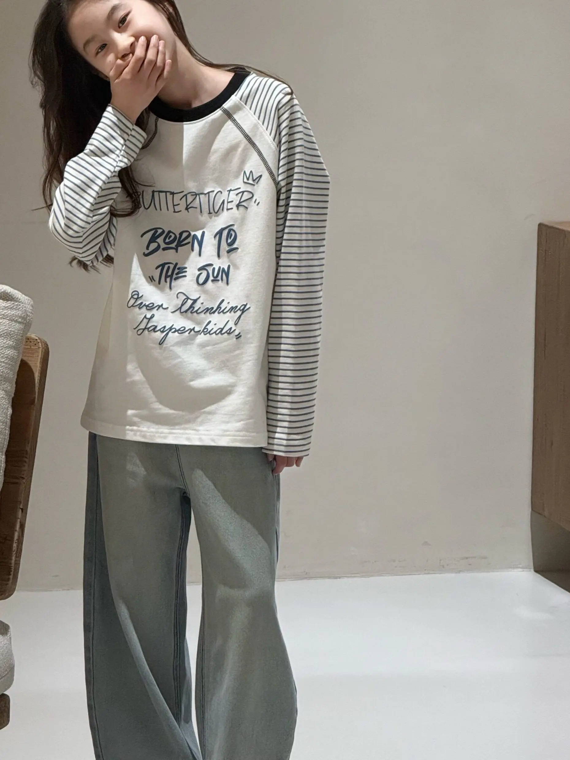 camiseta-de-manga-larga-para-ninos-borabora-jasper-con-inserciones-a-rayas-en-los-hombros-estilo-casual-primavera-otono-un