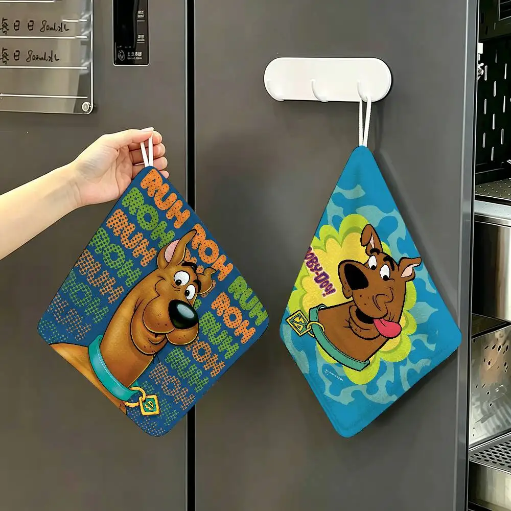 S-Scoobys Cartoon D-Doos Hanging Design Hand Wiping Towel, Polyester Cotton Fabric, Universal for Bathroom Kitchen