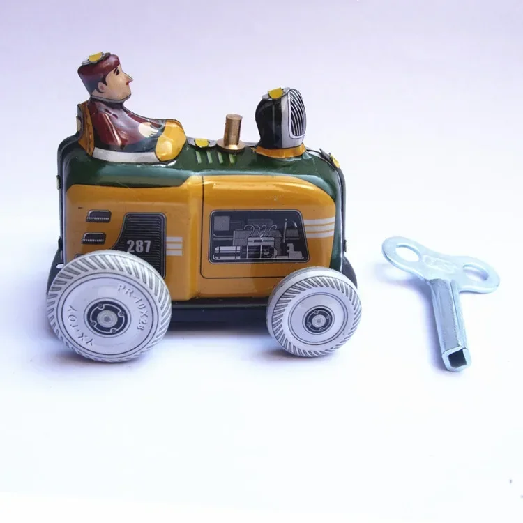 

[Funny] Adult Collection Retro Wind up toy Metal Tin Agricultural machinery tractor car Mechanical toy Clockwork toy figure gift