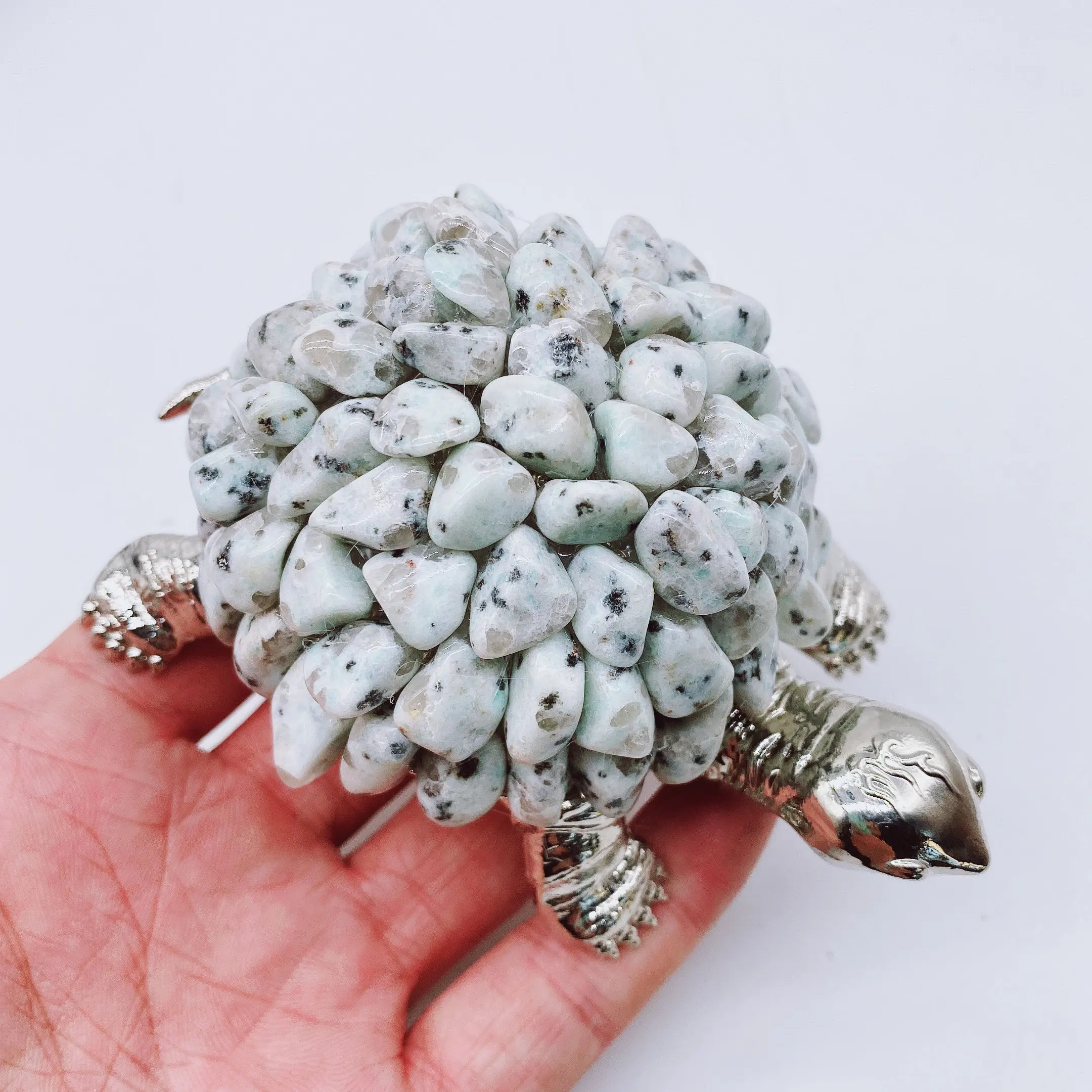 

1pc Natural spot stone Energy Reiki tortoise carving decoration Crystal Quartz Healing High Quality Gemstone For Gift